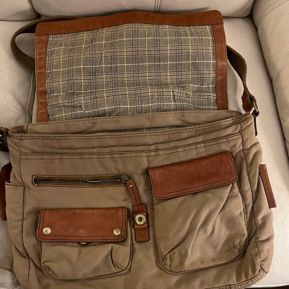 Classic Brown Leather and Tan Canvas Messenger Bag - Picture 2 of 3